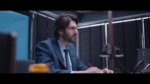 最新动作爆料新闻视频,惊险场面连番上演,主演幕后花絮大揭秘!